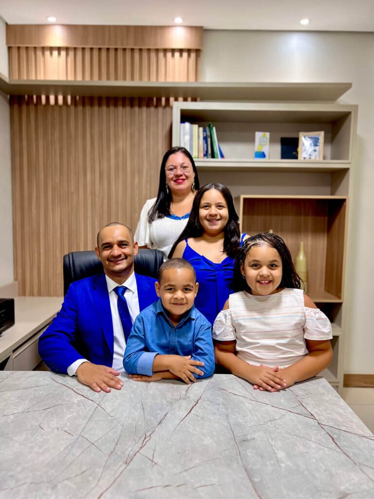 foto familia do vereador pelezinho
